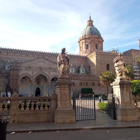 Zu' Nicola Apartment Palermo Bagian luar foto