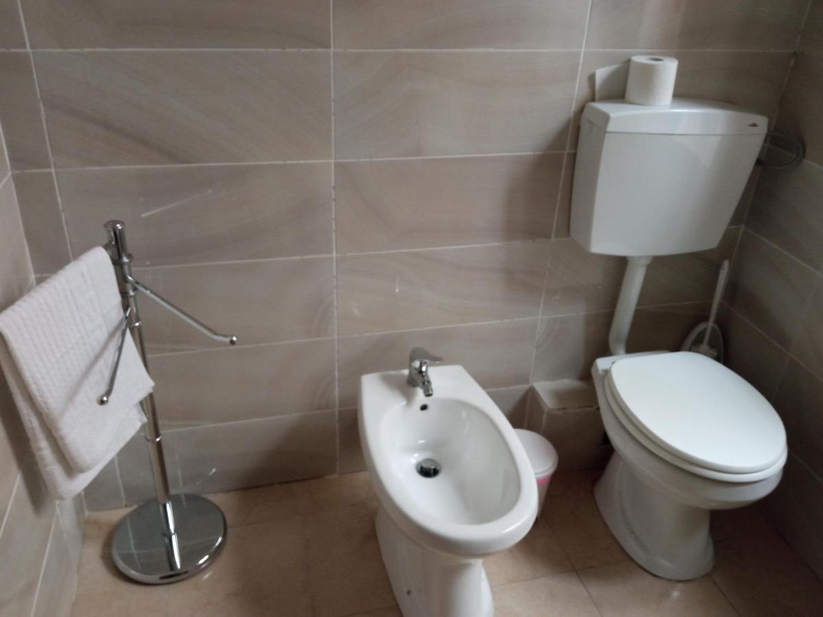 Zu' Nicola Apartment Palermo Bagian luar foto